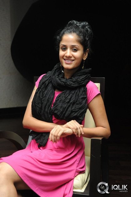 Anukriti-at-Player-Movie-Poster-Launch